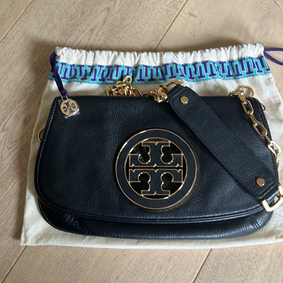 Tory Burch black pebble leather crossbody bag - Picture 12 of 12